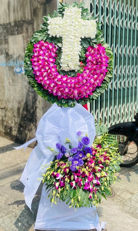 Hoa Tang Lễ - V1128