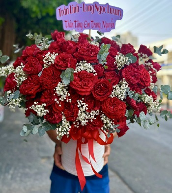 Tiệm hoa andyflorist giá rẻ freeship Hẻm 14 Cù Chính Lan, Tân Bình